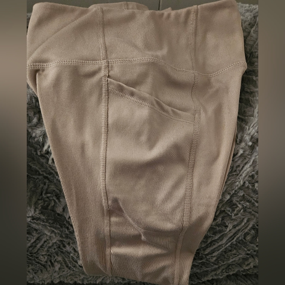 VSX Taupe Leggings - Picture 5 of 5